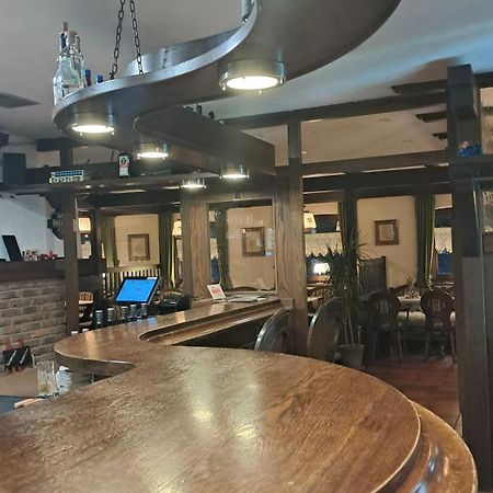 Hotel-Restaurant Tannenhof 아부뤽 외부 사진