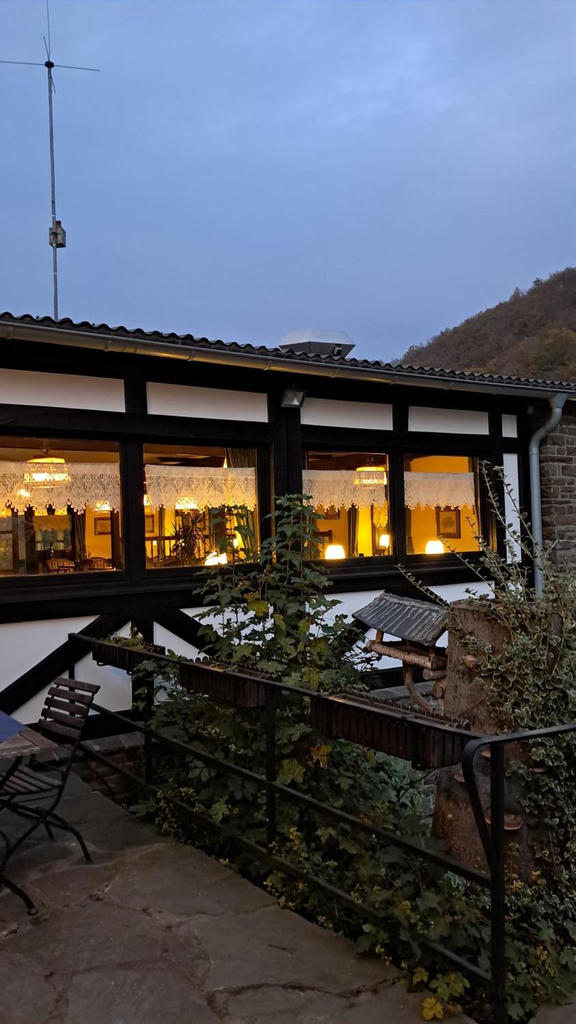 Hotel-Restaurant Tannenhof 아부뤽 외부 사진
